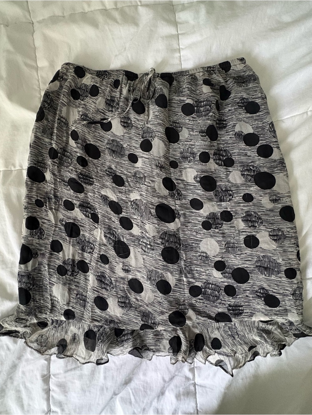 Vintage Sunny Leigh 100% Silk Black and Gray Polka Dot Midi Skirt
